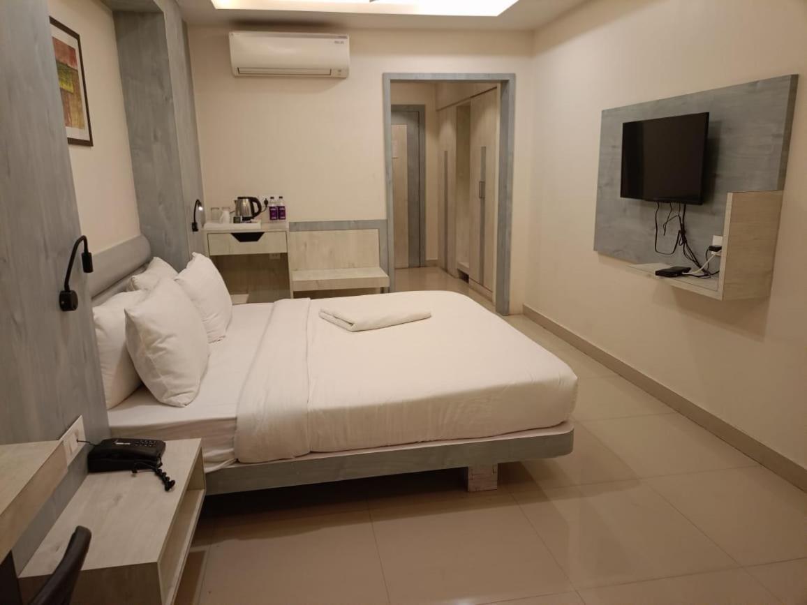 Hotel Rishiraj, Nagaon Nagaon  Экстерьер фото