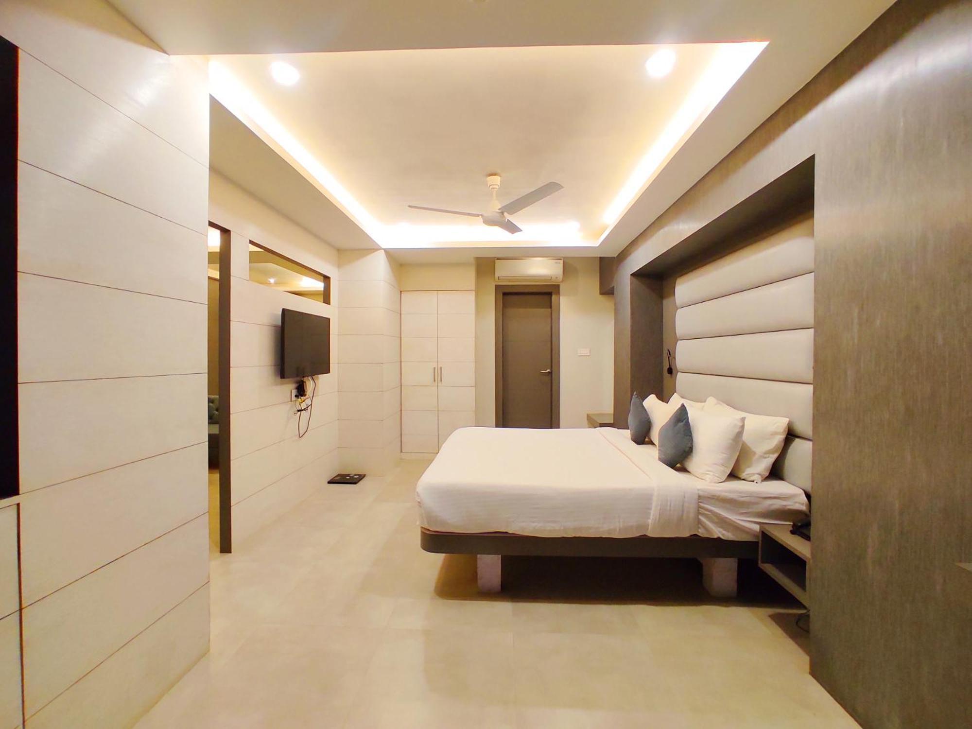 Hotel Rishiraj, Nagaon Nagaon  Экстерьер фото